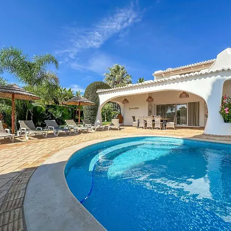 Villa Luxury Heated Pool, Walk To Sao Rafael Beach, *