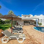 Вілла Luxury Heated Pool, Walk To Sao Rafael Beach, Албуфейра