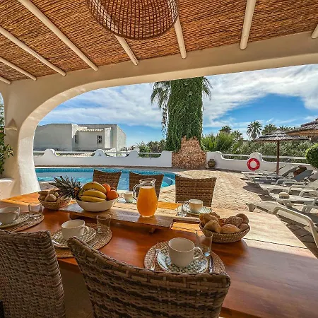 Вілла Luxury Heated Pool, Walk To Sao Rafael Beach, Албуфейра