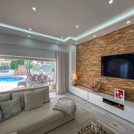 Luxury Heated Pool, Walk To Sao Rafael Beach, * Albufeira
