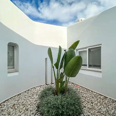 Luxury Heated Pool, Walk To Sao Rafael Beach,