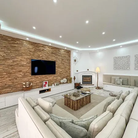 Luxury Heated Pool, Walk To Sao Rafael Beach, * Albufeira