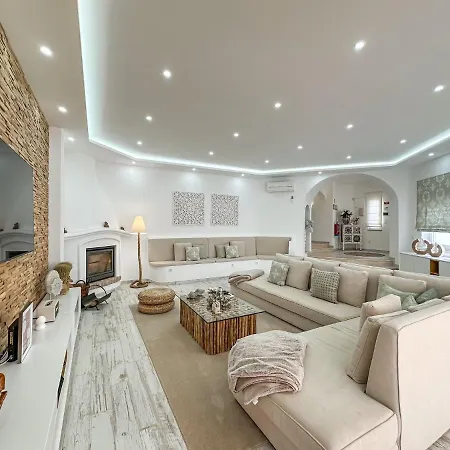 Luxury Heated Pool, Walk To Sao Rafael Beach, Βίλα Αλμπουφέιρα