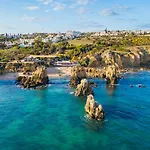 Luxury Heated Pool, Walk To Sao Rafael Beach, 빌라